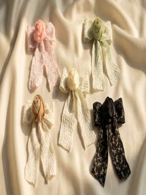 Lace bow clips