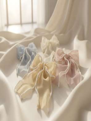 Organza ribbon bows (design 36)