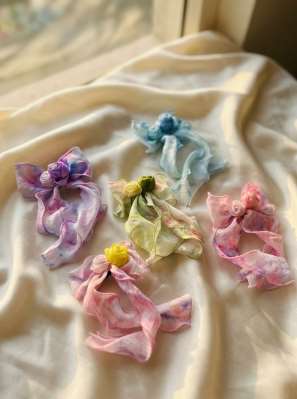 Organza scrunchie bows (design 37)